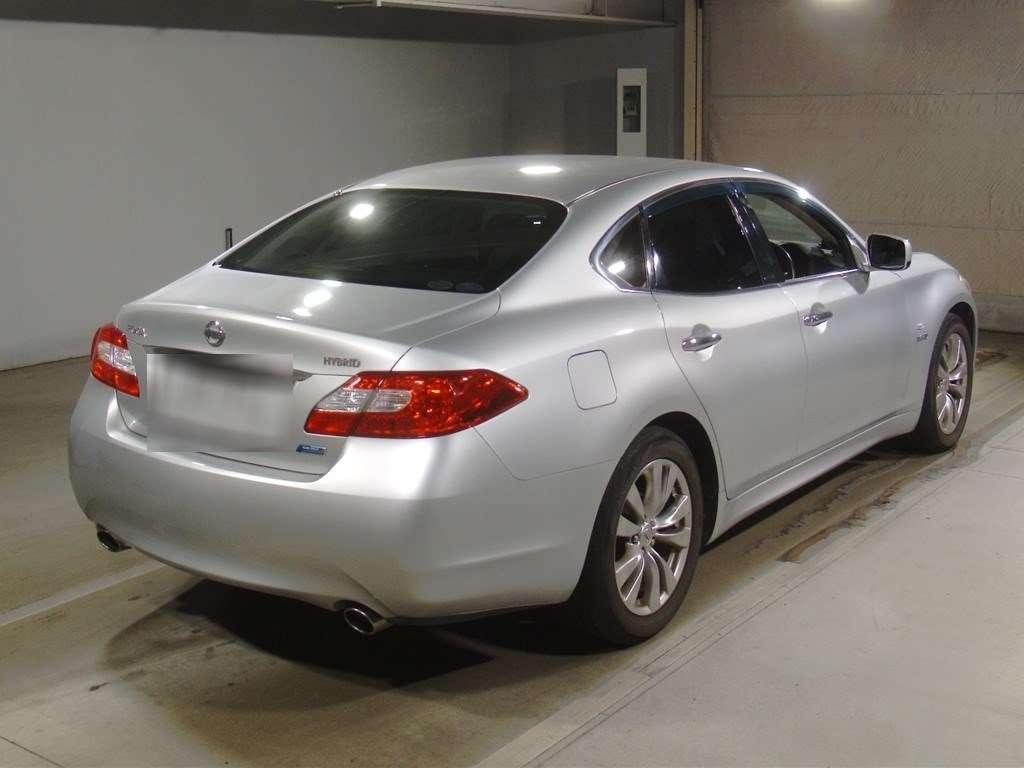 NISSAN FUGA HYBRID A PACKAGE Image 2