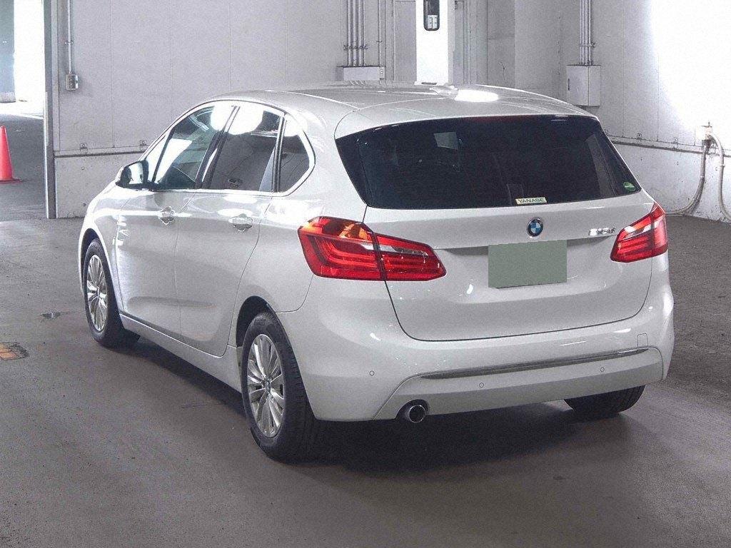 BMW 2 SERIES 5D 218D ACTIVE TOURER LUXURY Image 2