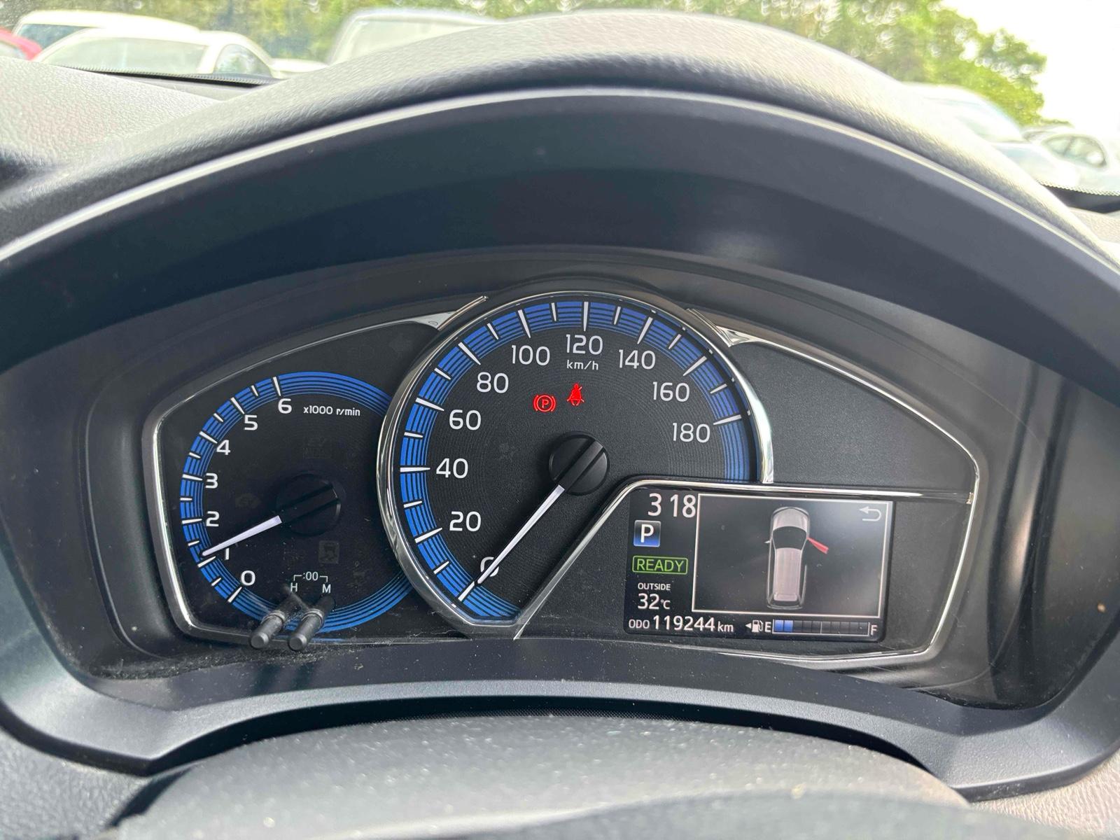 TOYOTA COROLLA FIELDER HYBRID G Image 29