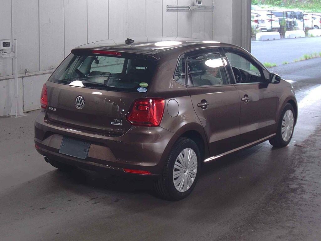 VOLKSWAGEN POLO 5D TSI COMFORT LINE Image 5
