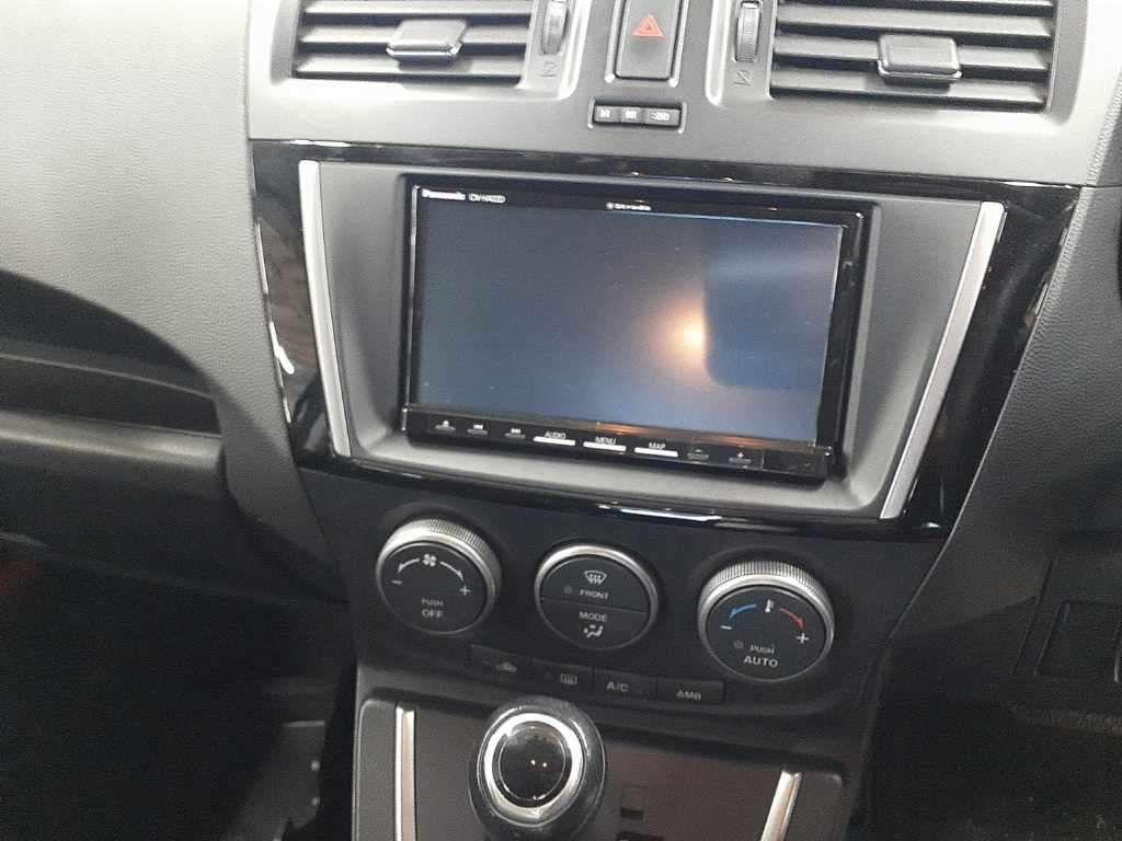 MAZDA PREMACY 20S- SKYACTIVE Image 10