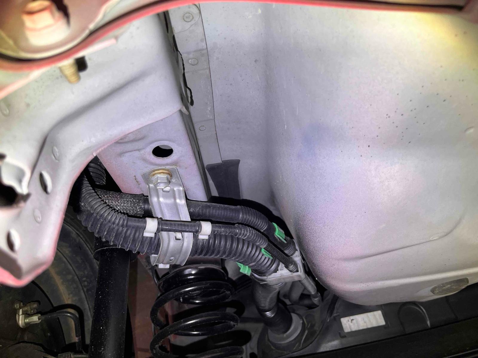 TOYOTA AQUA G Image 23