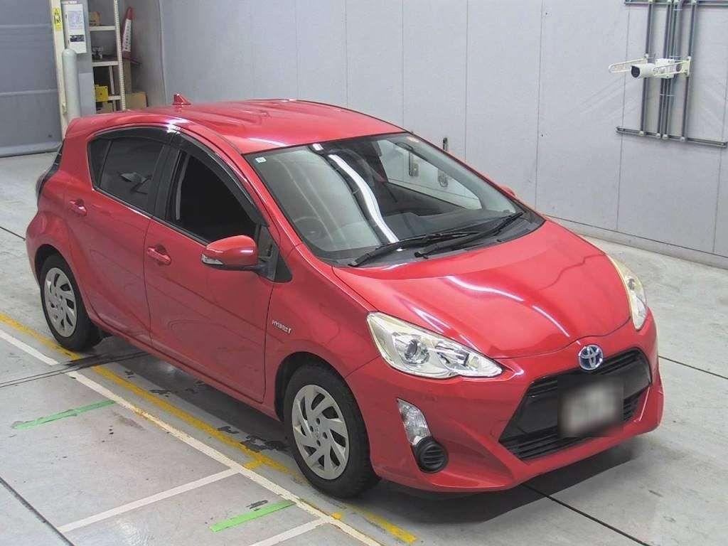 TOYOTA AQUA G Image 7