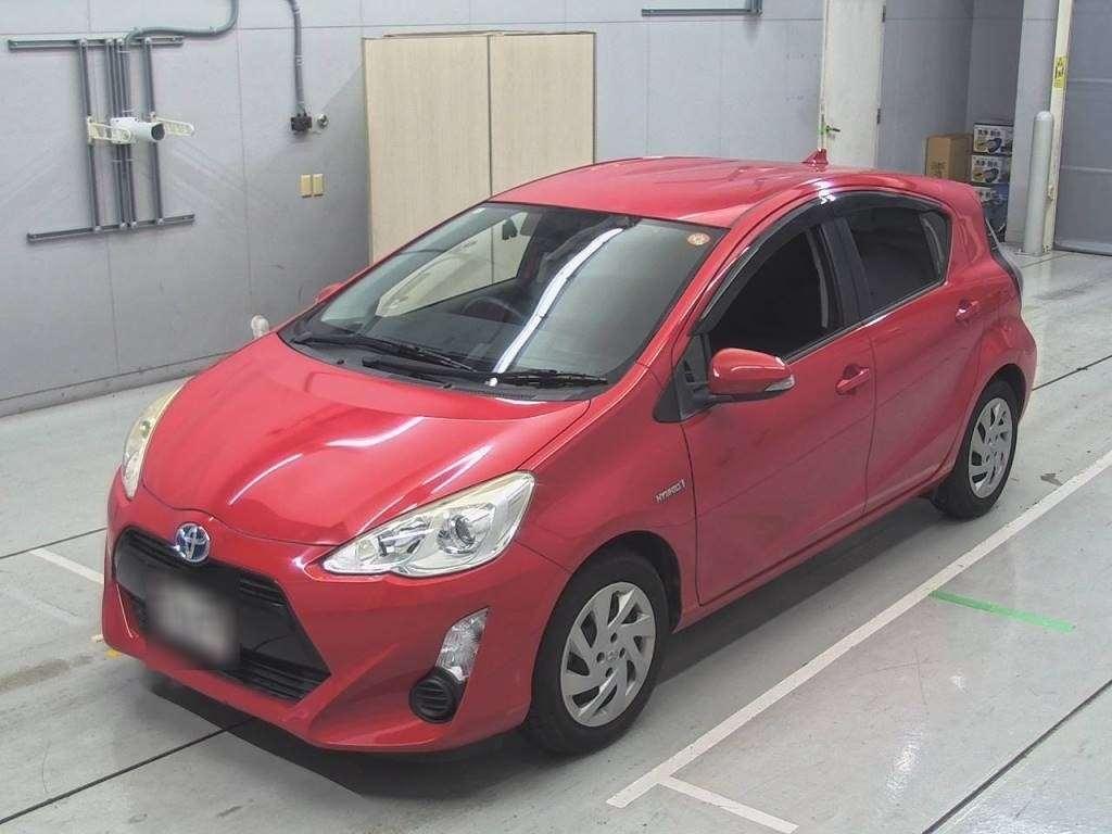 TOYOTA AQUA G Image 3