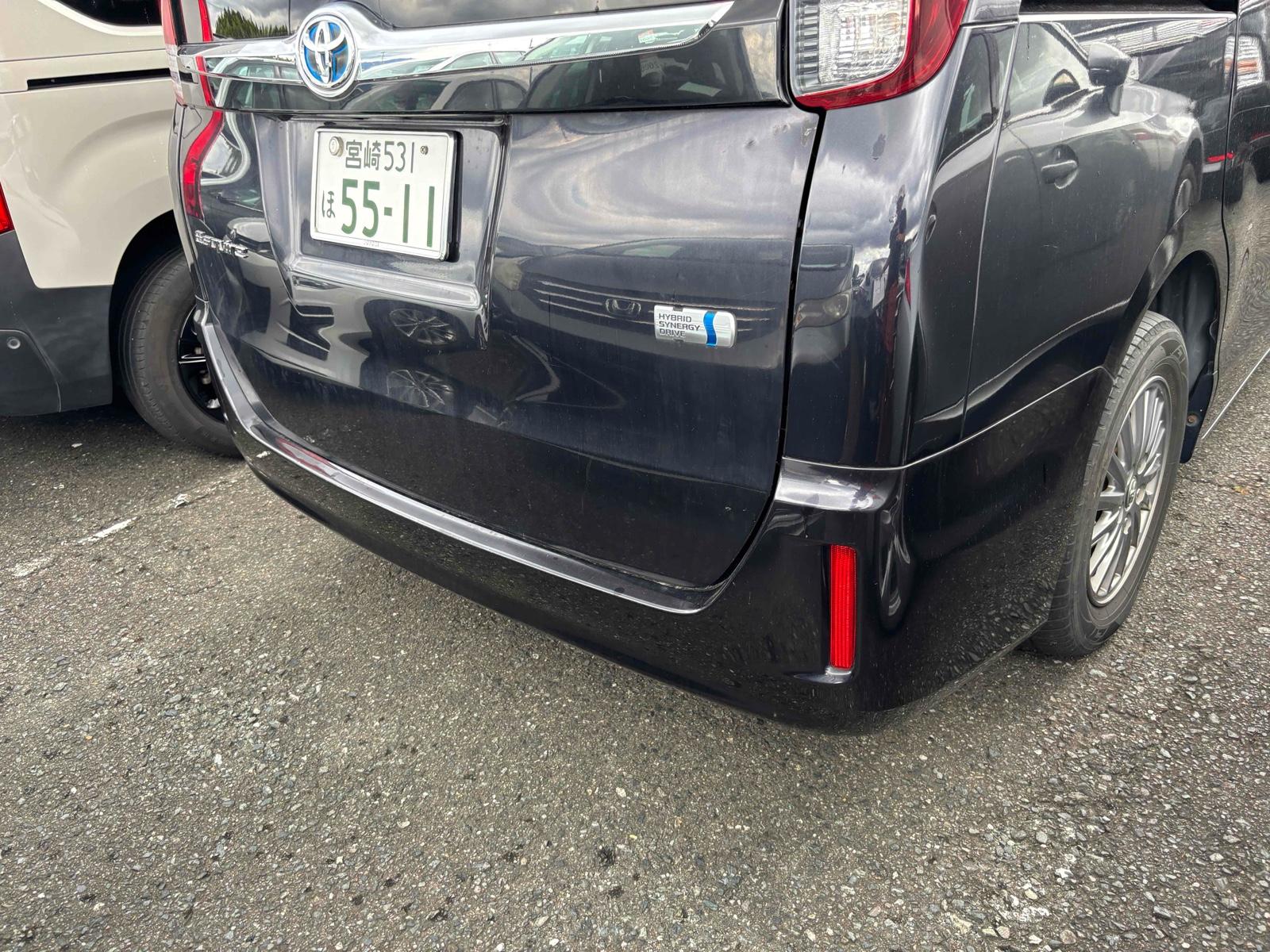TOYOTA ESQUIRE HYBRID GI Image 19