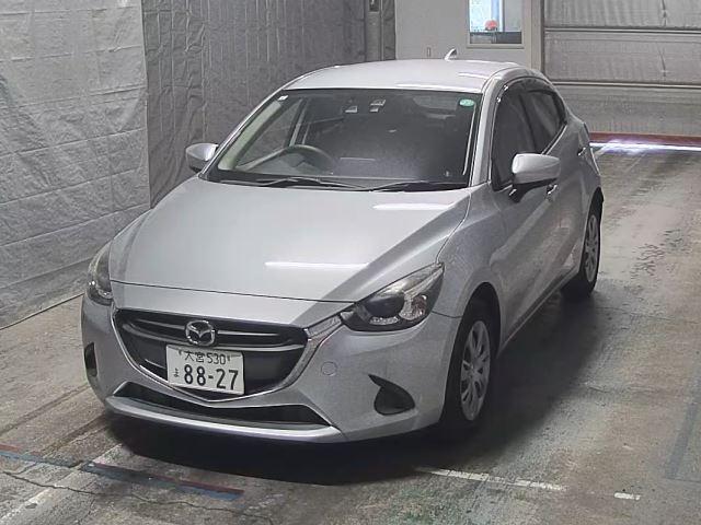 MAZDA DEMIO 13S Image 3