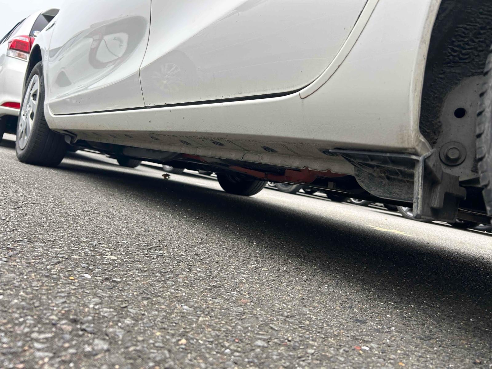 TOYOTA AQUA S Image 11