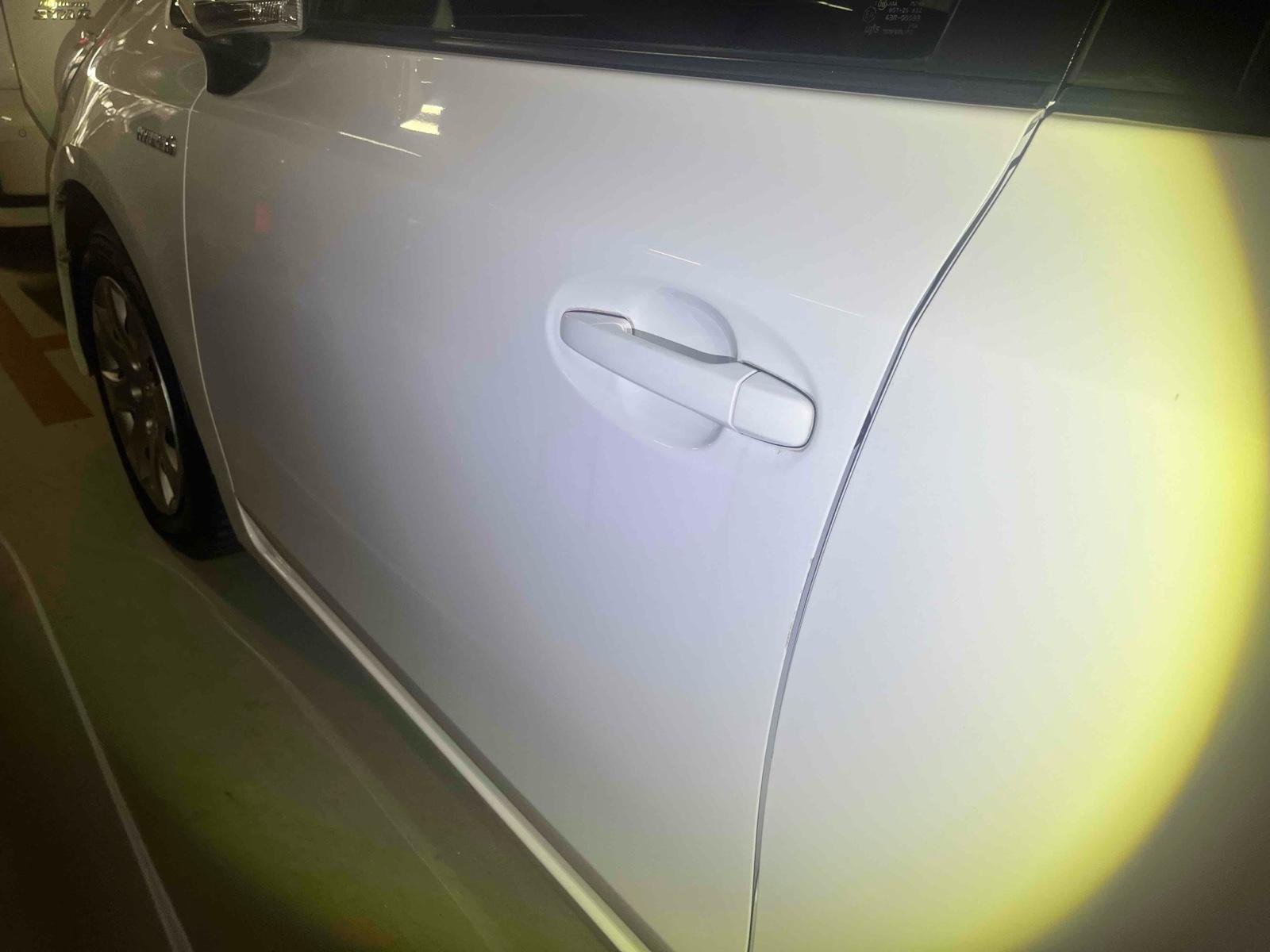 TOYOTA PRIUS ALPHA S L SELECTION Image 16