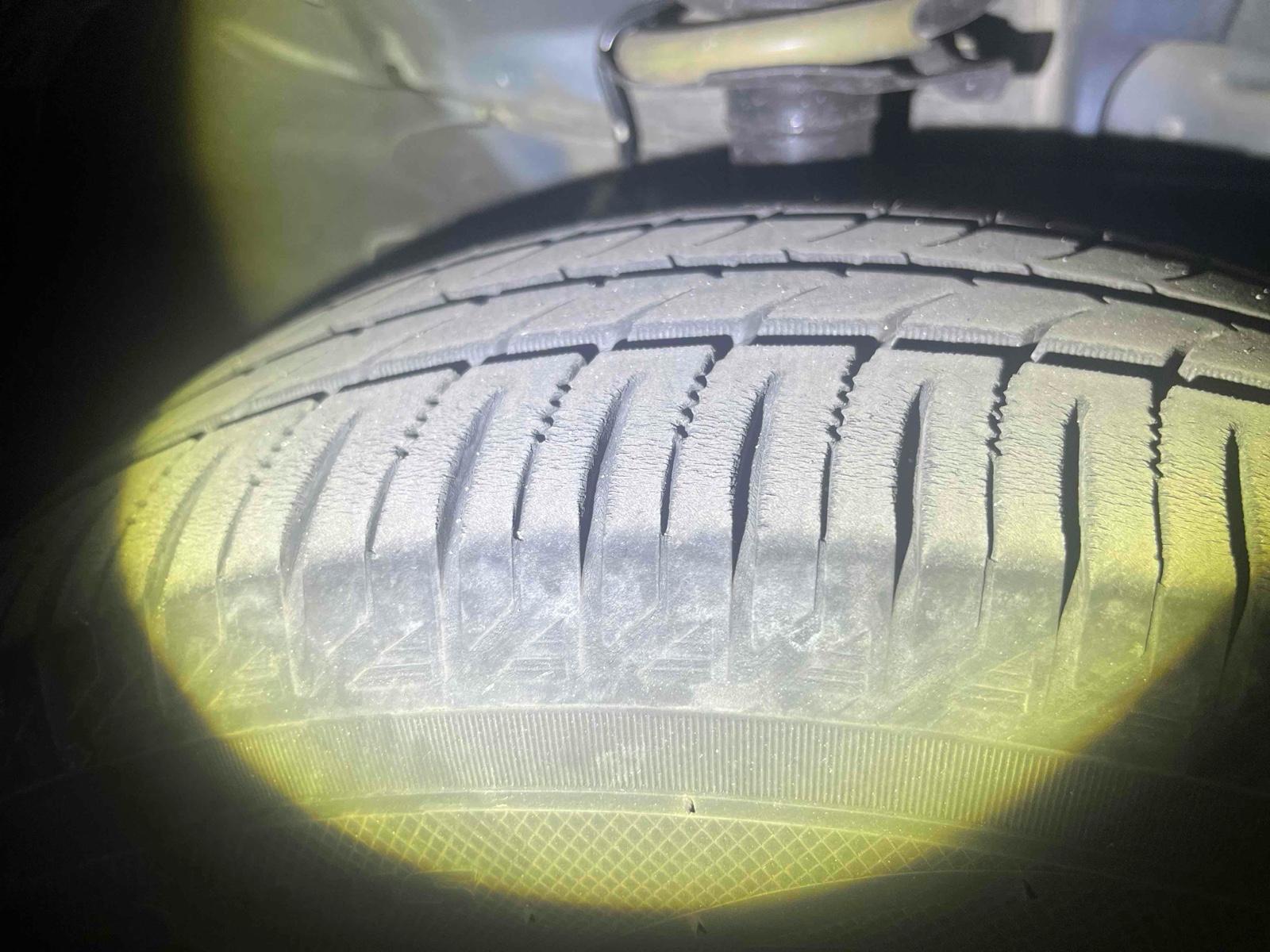 NISSAN NOTE X EMERGENCY BRAKE PACKAGE Image 24