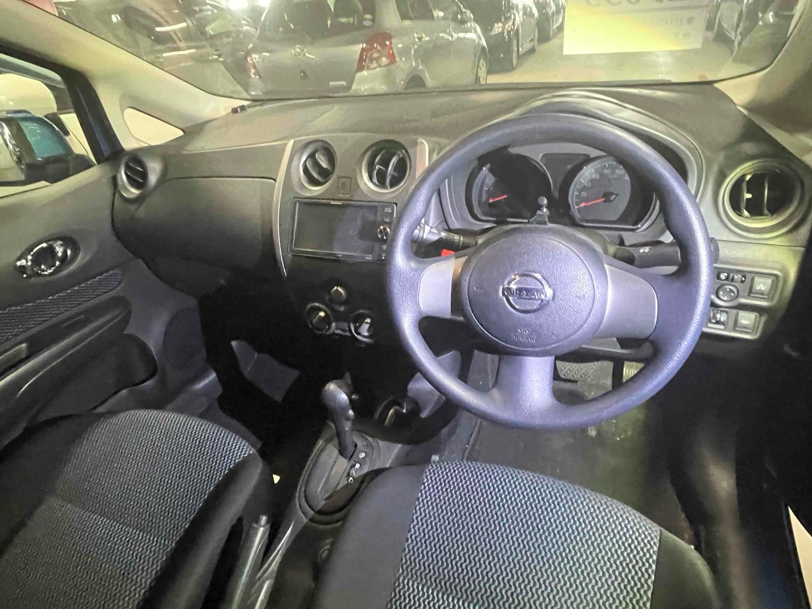NISSAN NOTE X EMERGENCY BRAKE PACKAGE Image 21