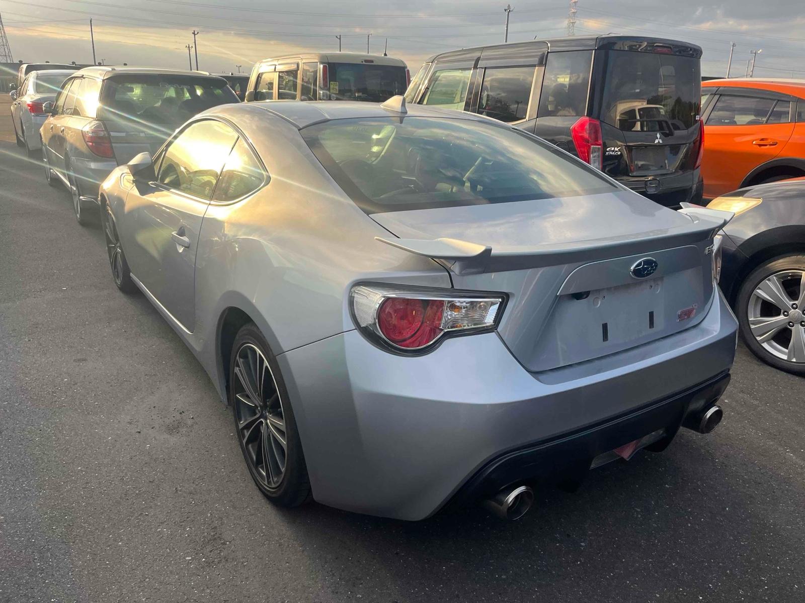 SUBARU BRZ S Image 2