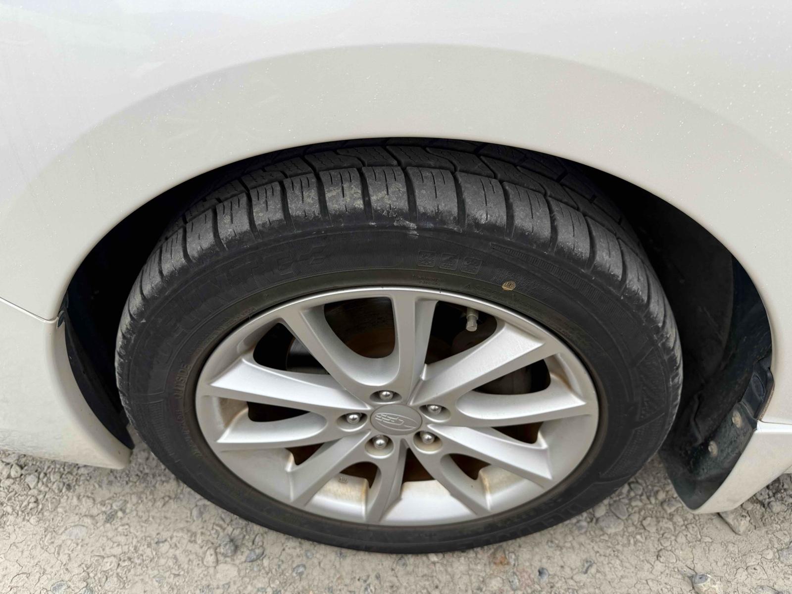 SUBARU IMPREZA WAGON 2.0I 4WD Image 12