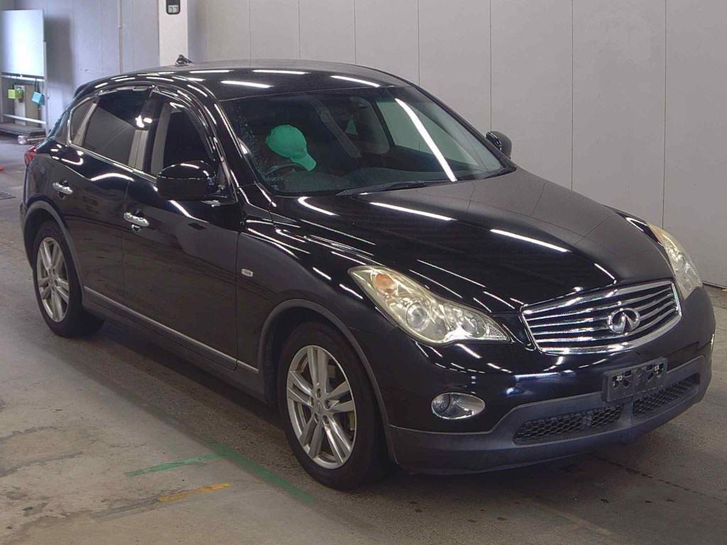 2013 Nissan SKYLINE 122,000 km