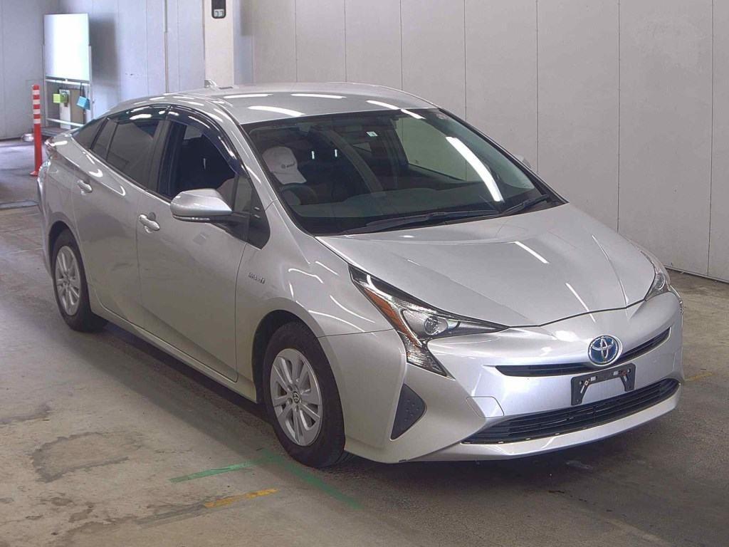 2017 Toyota PRIUS 143,000 km