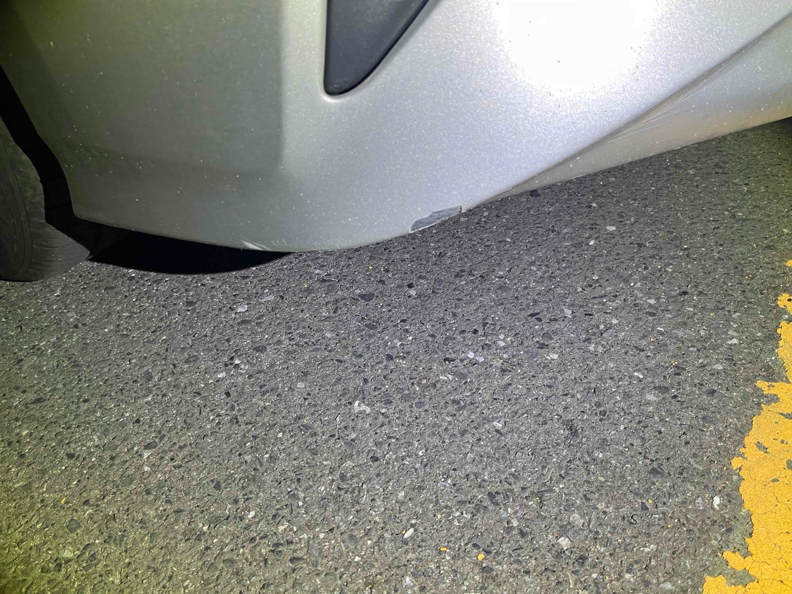 TOYOTA PRIUS 5D Image 11