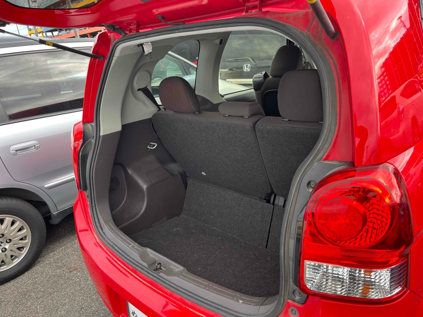 TOYOTA PORTE 4D G Image 12