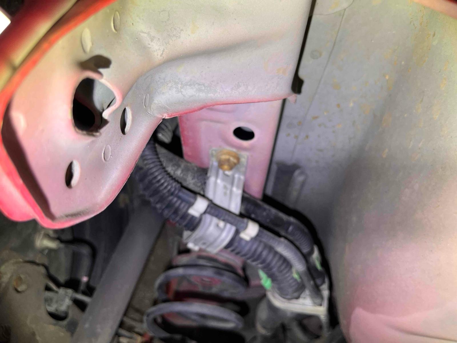 TOYOTA PORTE 4D G Image 18