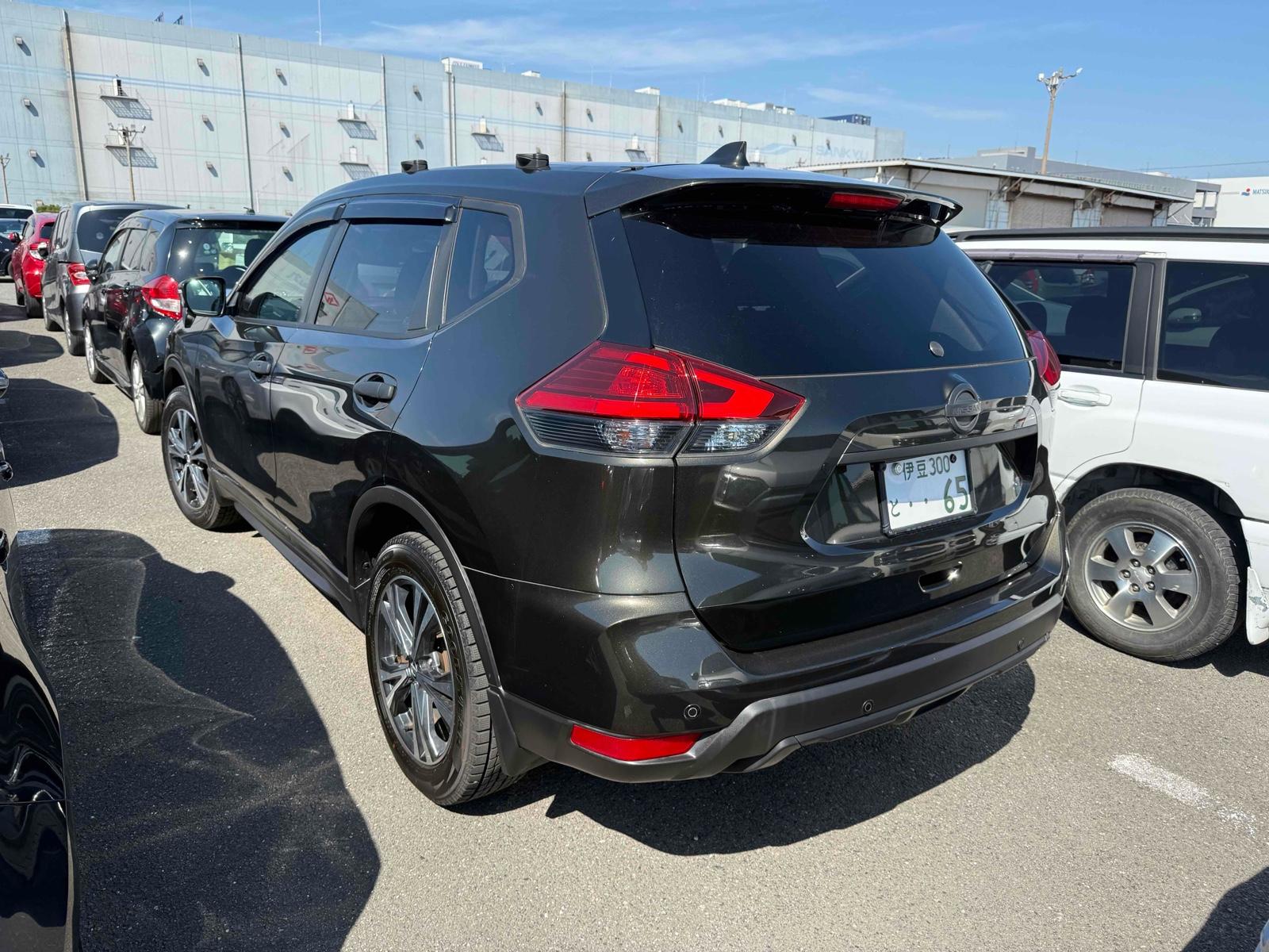 NISSAN X-TRAIL 20X Image 2