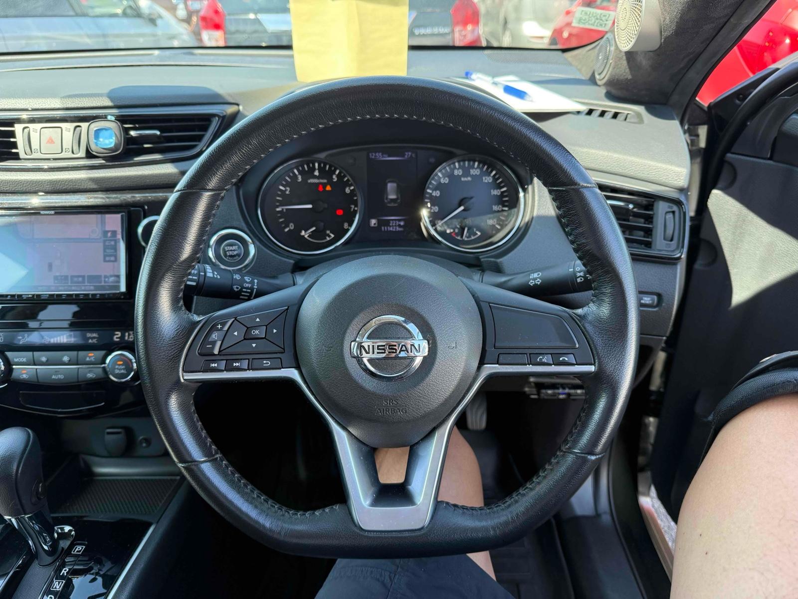NISSAN X-TRAIL 20X Image 4