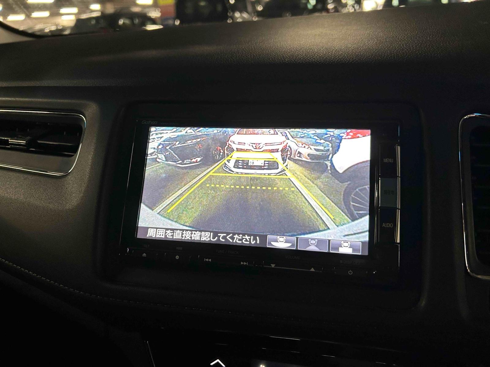 HONDA VEZEL HYBRID X Image 12