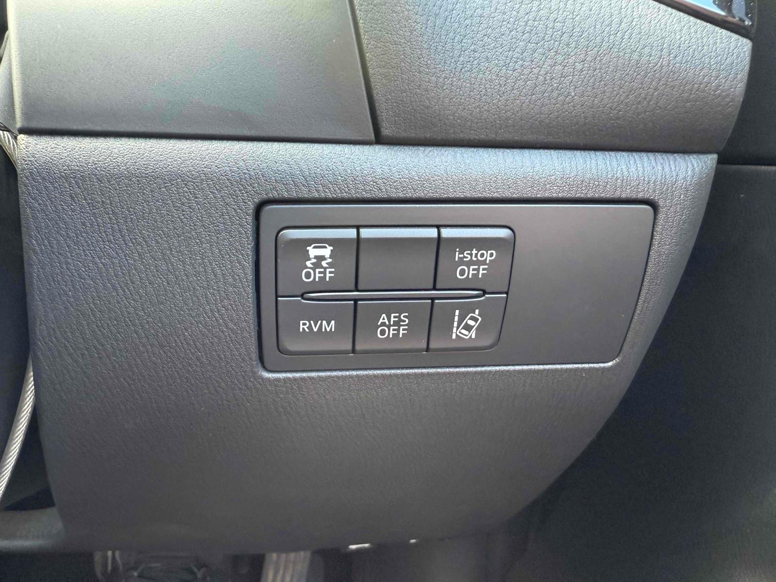 MAZDA AXELA SPORT 20S TOURING L PACKAGE Image 9