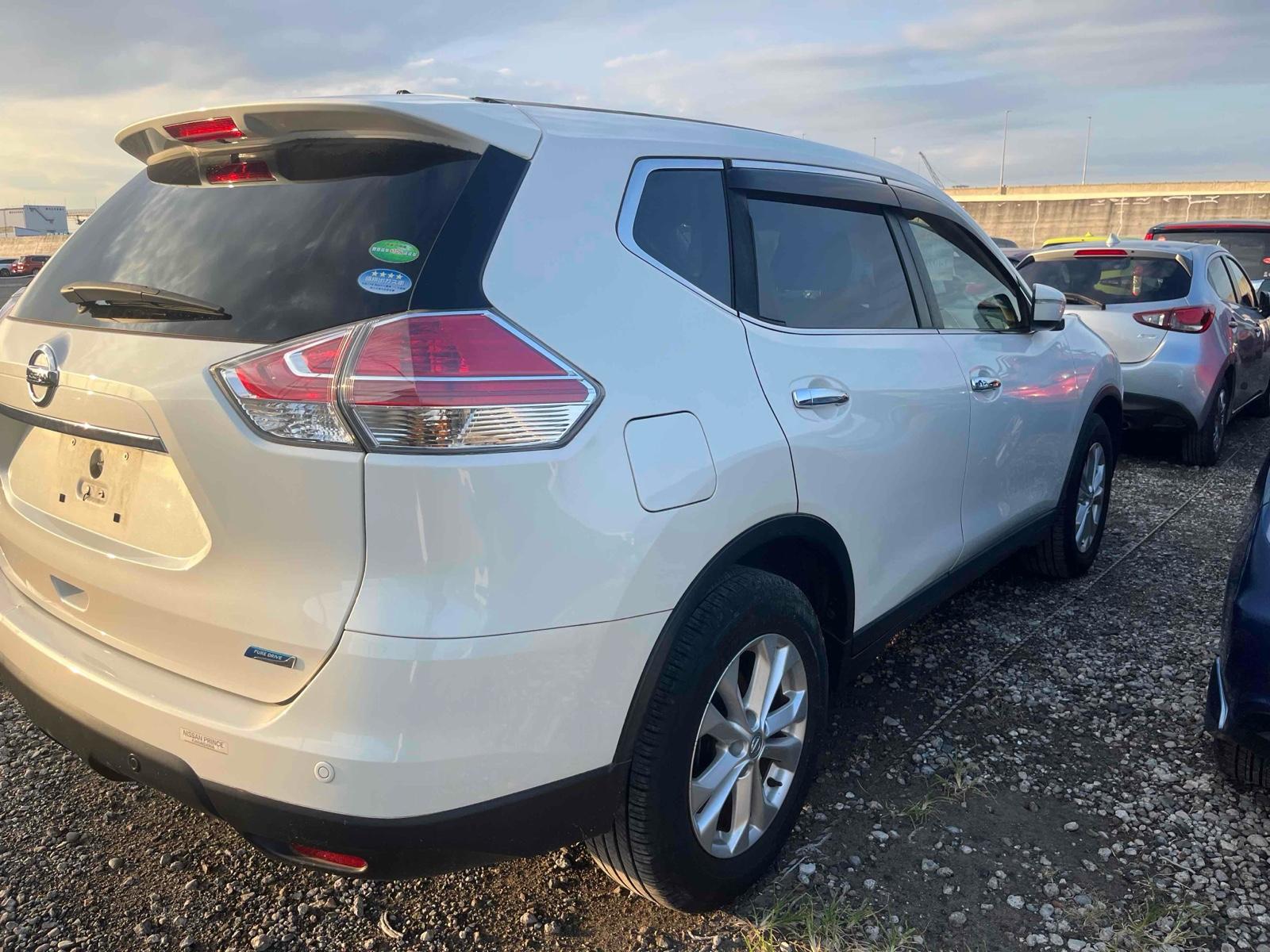 NISSAN XTRAIL 20X EMERGENCY BRAKE PACKEAGE 7SEATER Image 8
