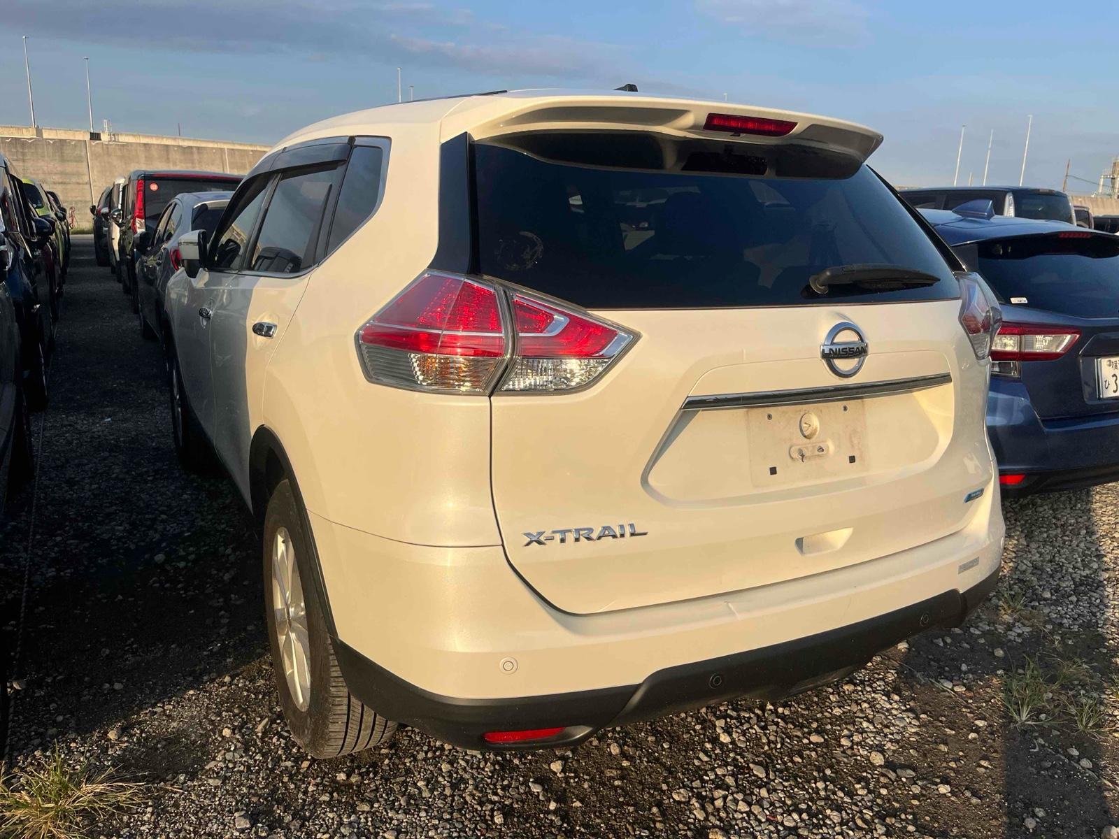 NISSAN XTRAIL 20X EMERGENCY BRAKE PACKEAGE 7SEATER Image 2