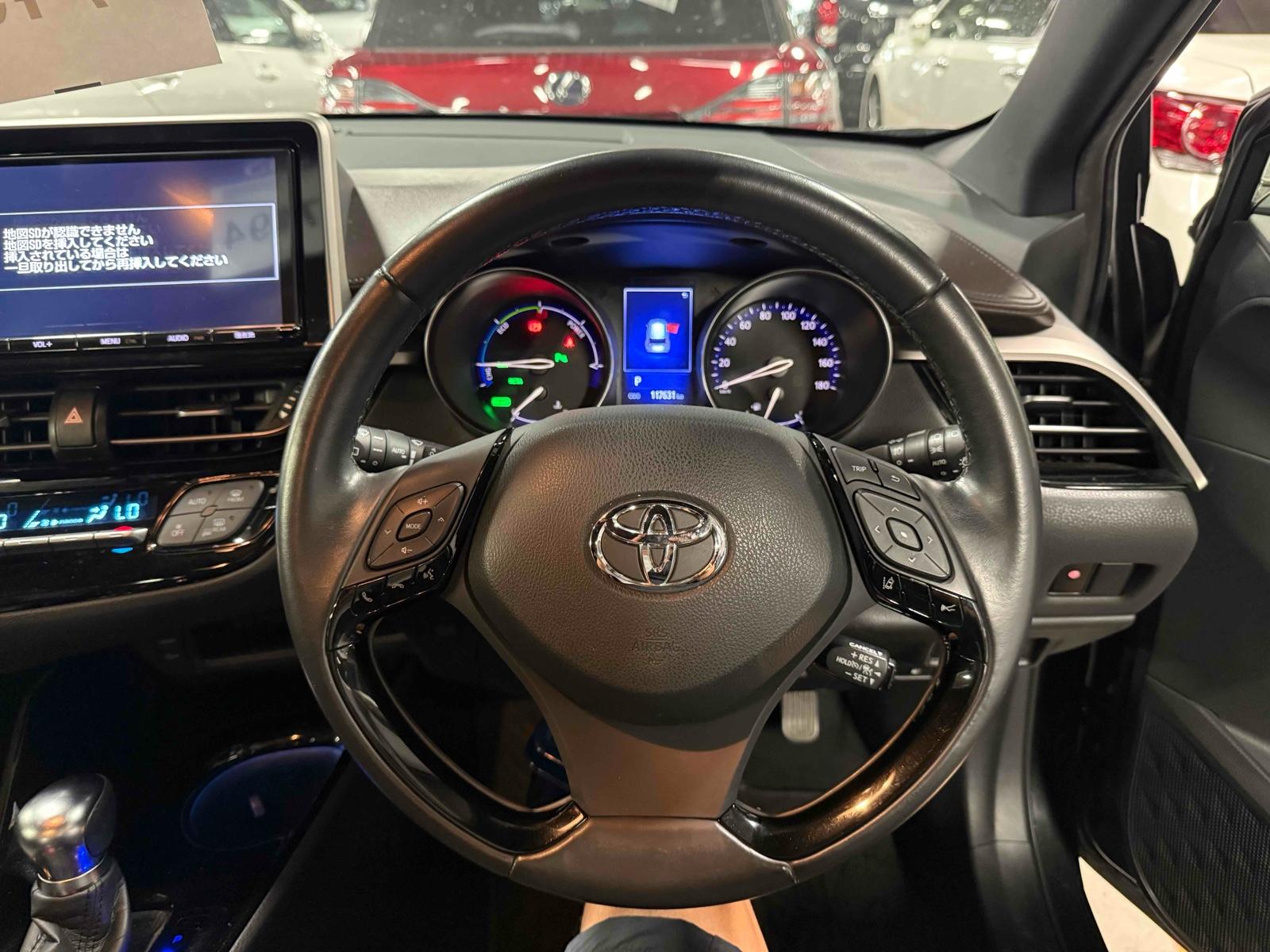 TOYOTA C-HR G Image 4
