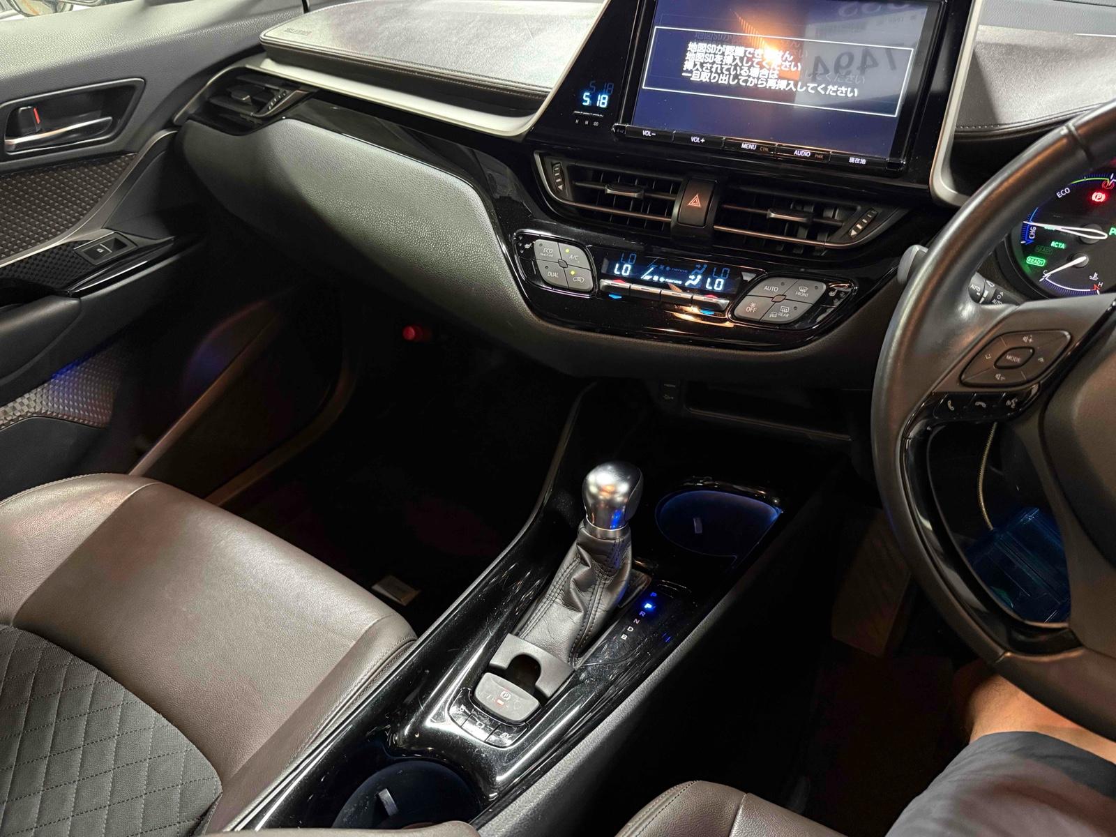 TOYOTA C-HR G Image 6