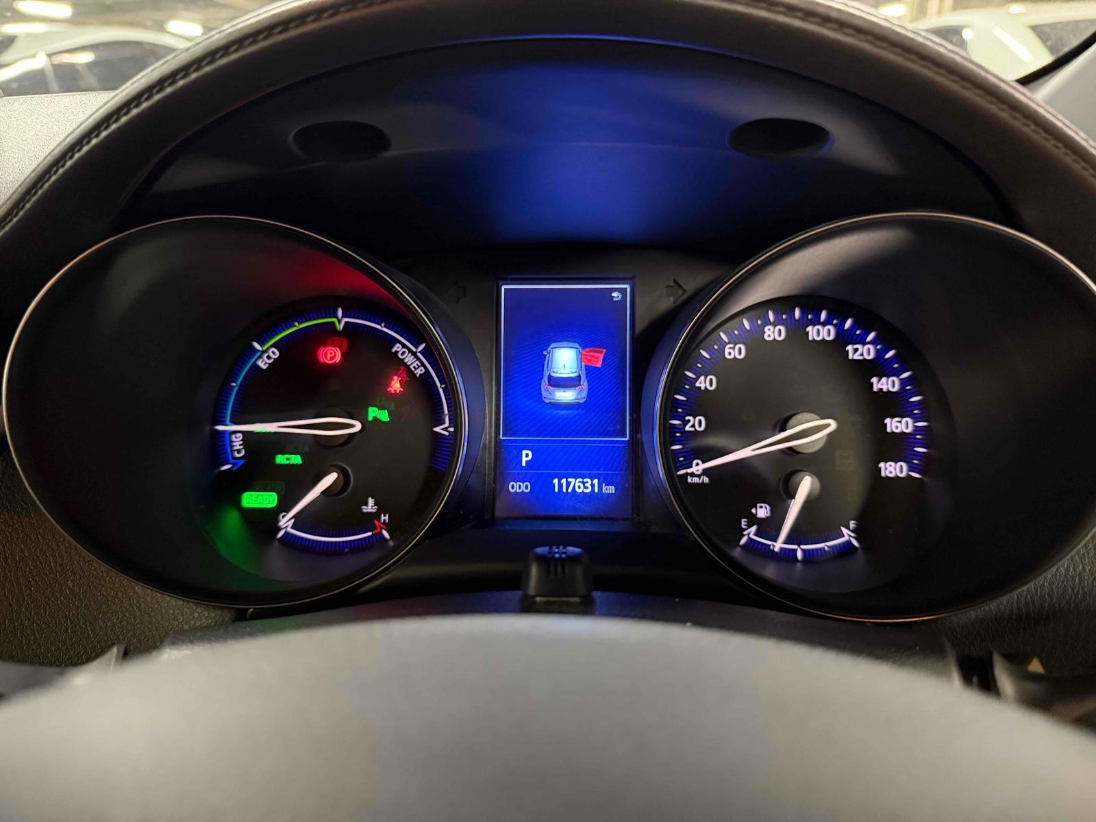 TOYOTA C-HR G Image 5