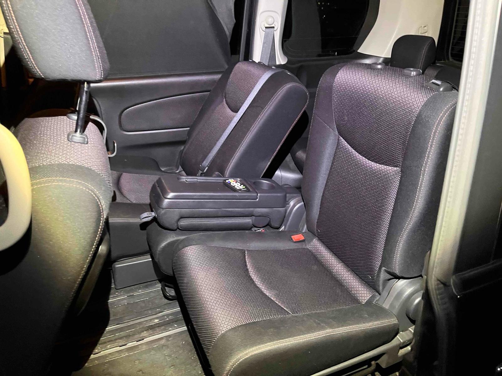 NISSAN SERENA 5D HIGHWAY STAR S-HYBRID AERO MOD Image 11