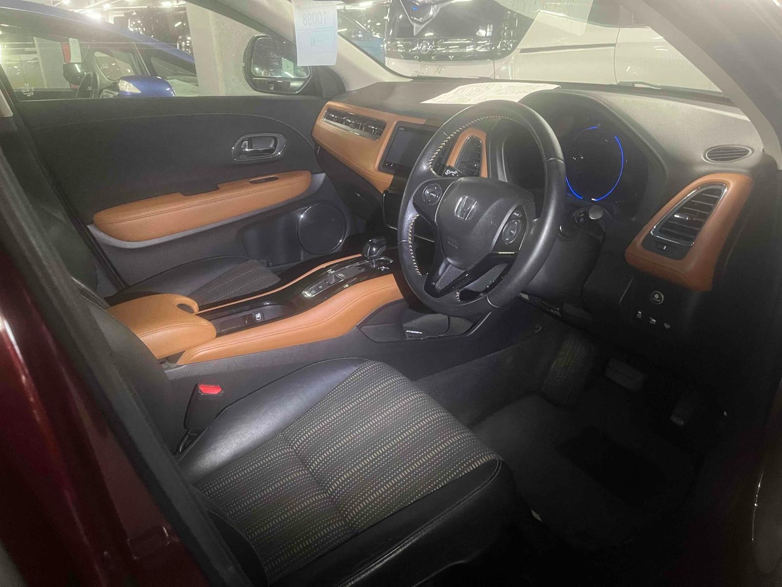 HONDA VEZEL HYBRID Z Image 10