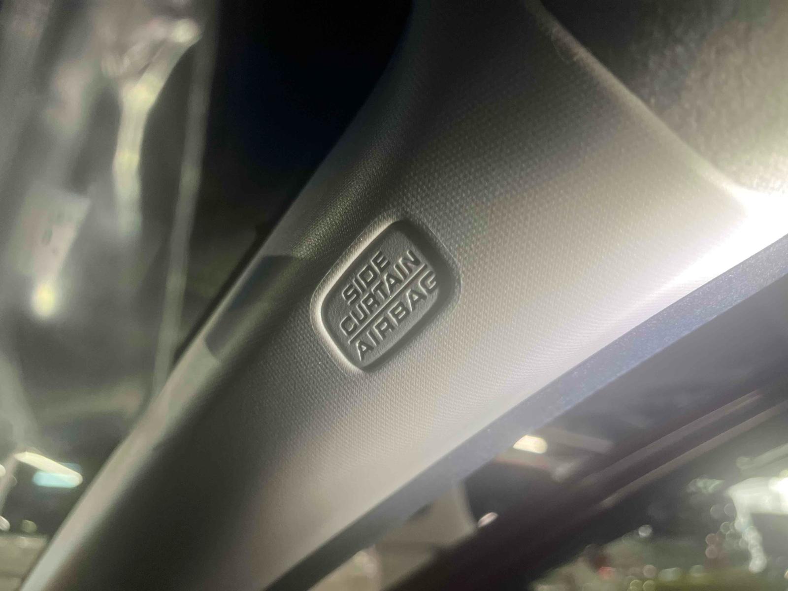 HONDA VEZEL HYBRID Z Image 16