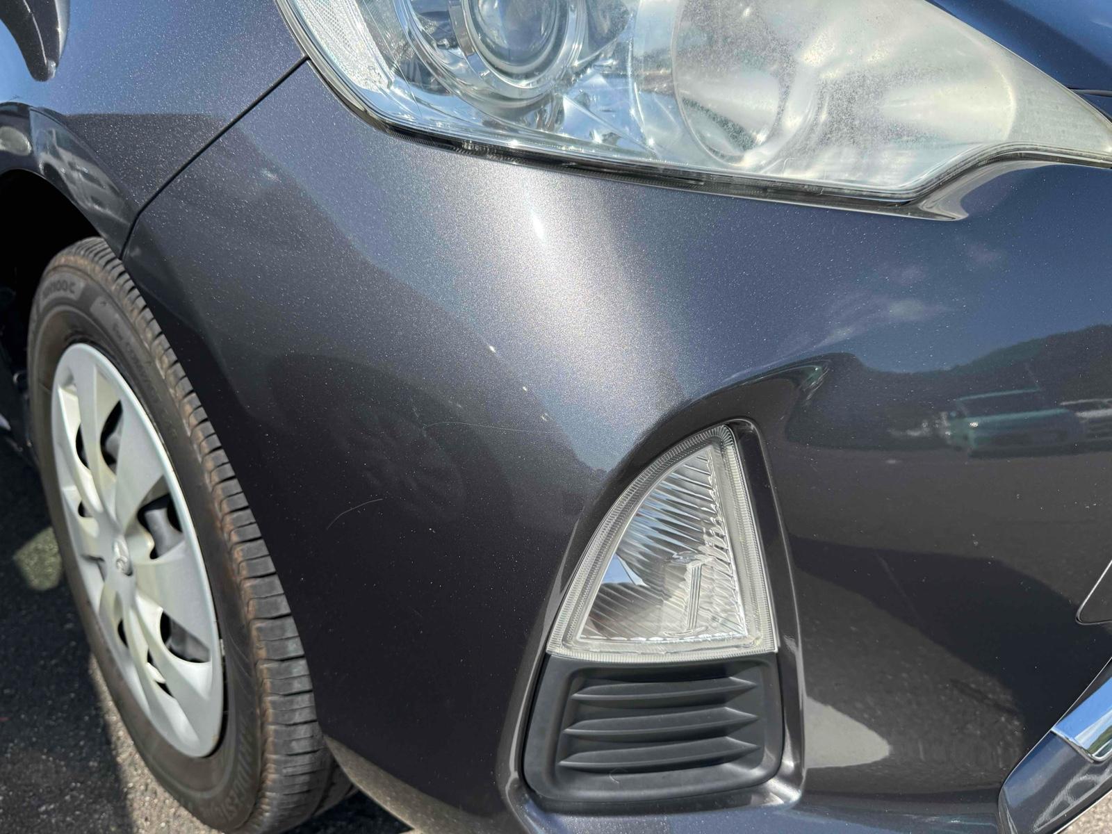 TOYOTA AQUA S Image 21