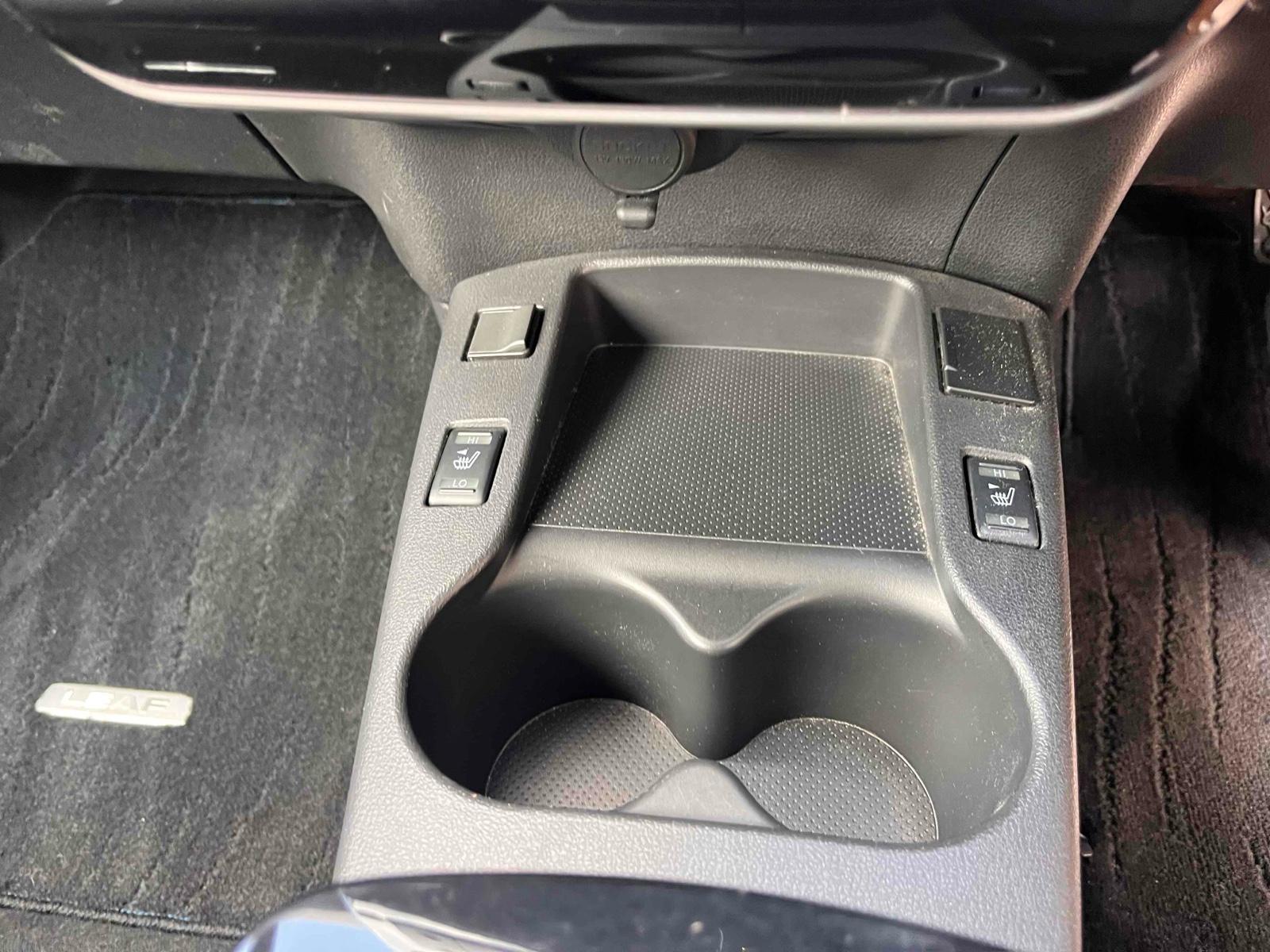 NISSAN LEAF X(24KWH) Image 14