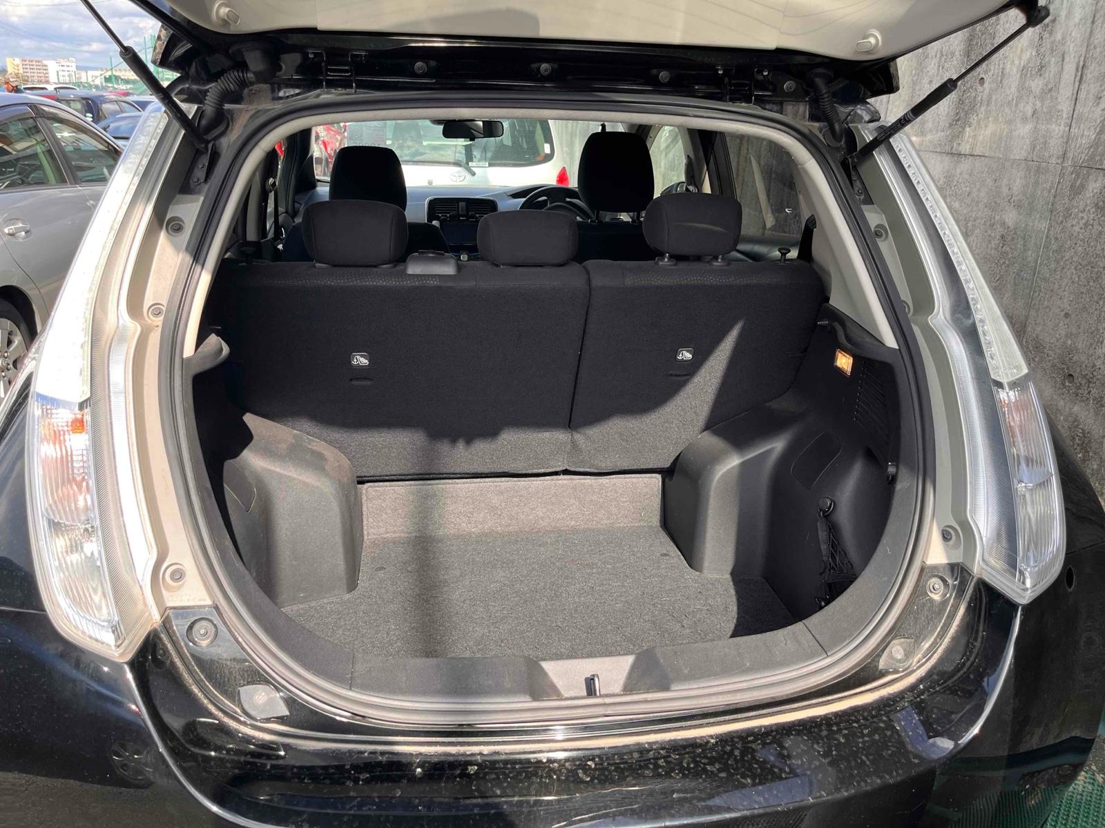 NISSAN LEAF X(24KWH) Image 18