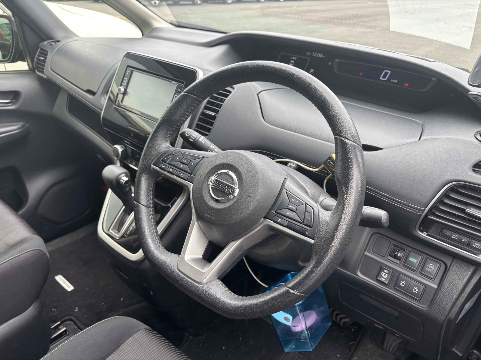 NISSAN SERENA 5D HIGHWAY STAR Image 10