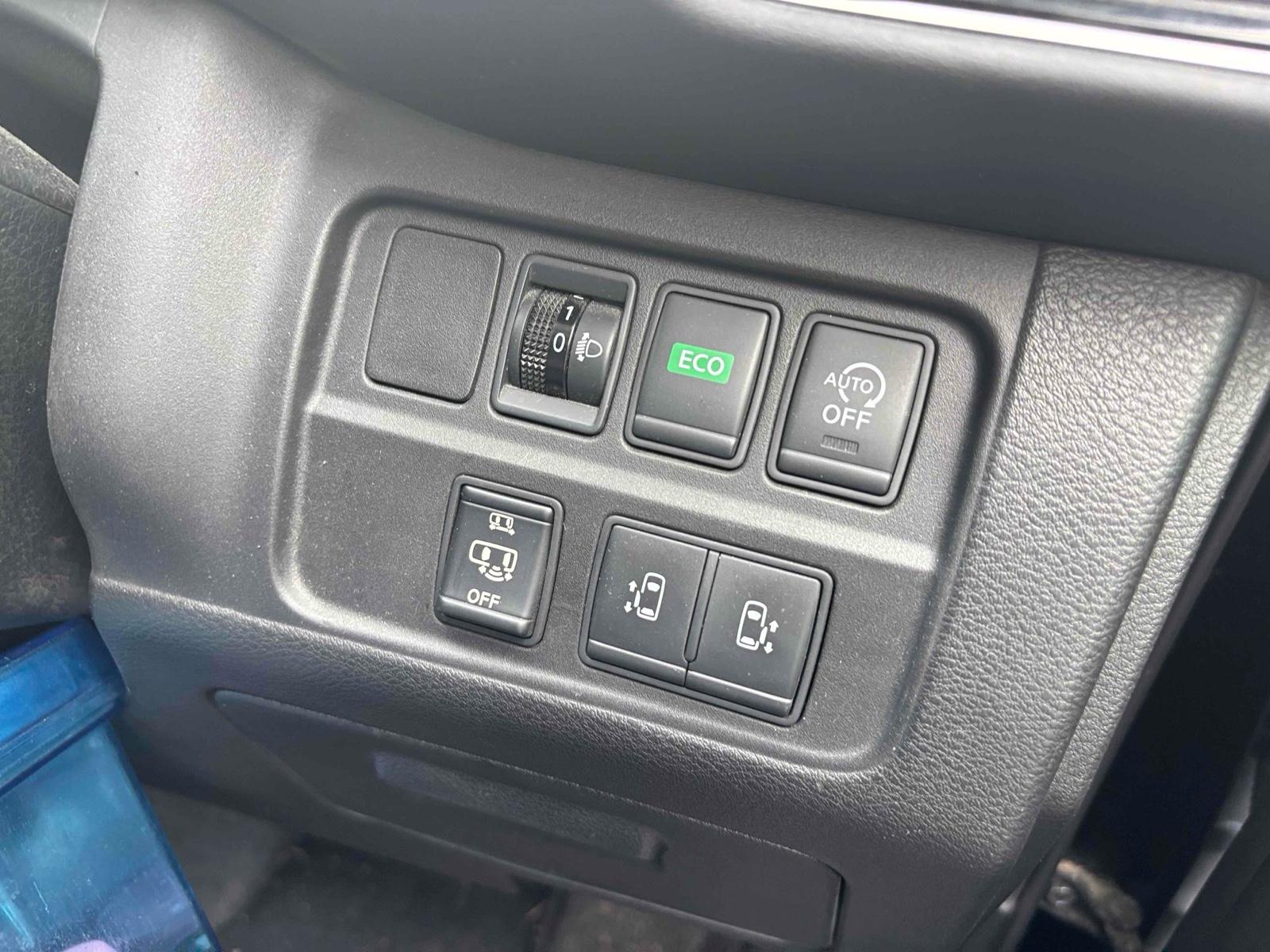 NISSAN SERENA 5D HIGHWAY STAR Image 8