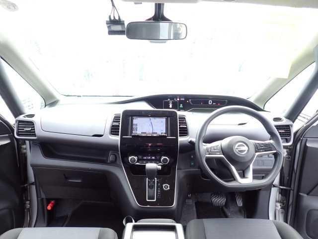 NISSAN SERENA X Image 3