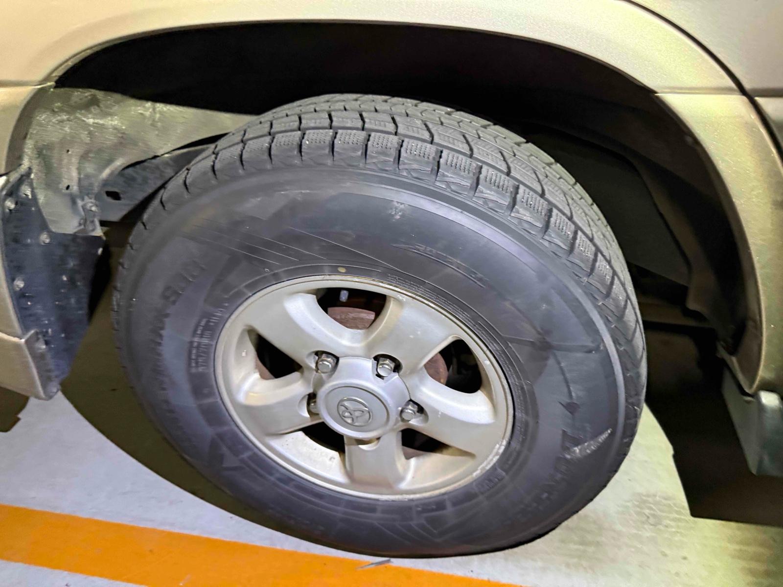 TOYOTA LAND CRUISER 100 4WD VX LIMITED Image 16