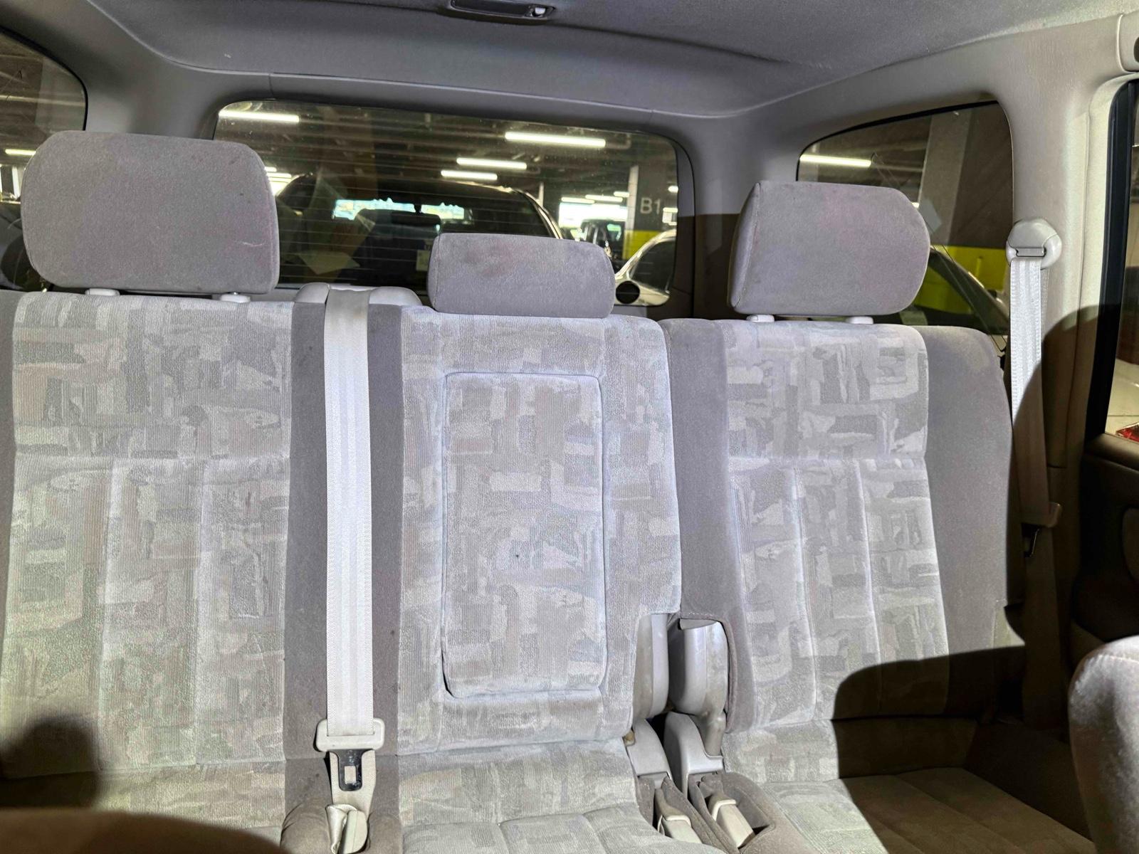 TOYOTA LAND CRUISER 100 4WD VX LIMITED Image 10