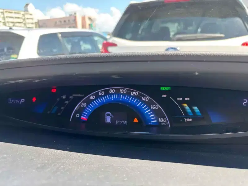TOYOTA ESTIMA HYBRID AERAS 4WD Image 19