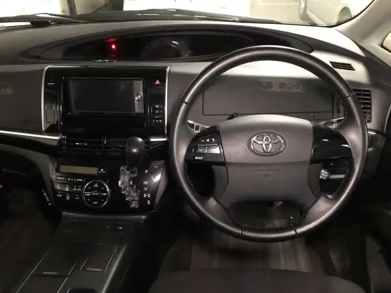 TOYOTA ESTIMA HYBRID AERAS 4WD Image 6