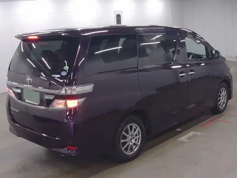 TOYOTA VELLFIRE 2.4X Image 7