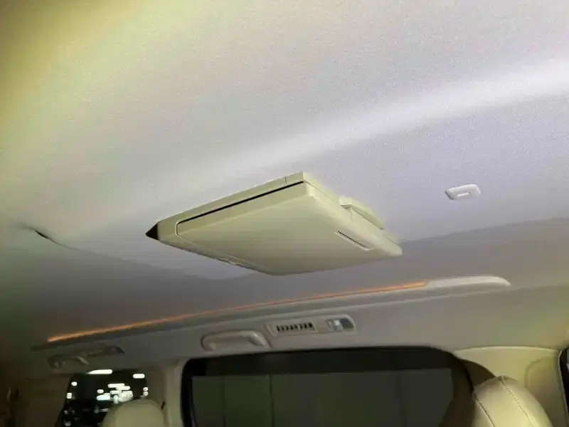TOYOTA VELLFIRE 2.4X Image 14