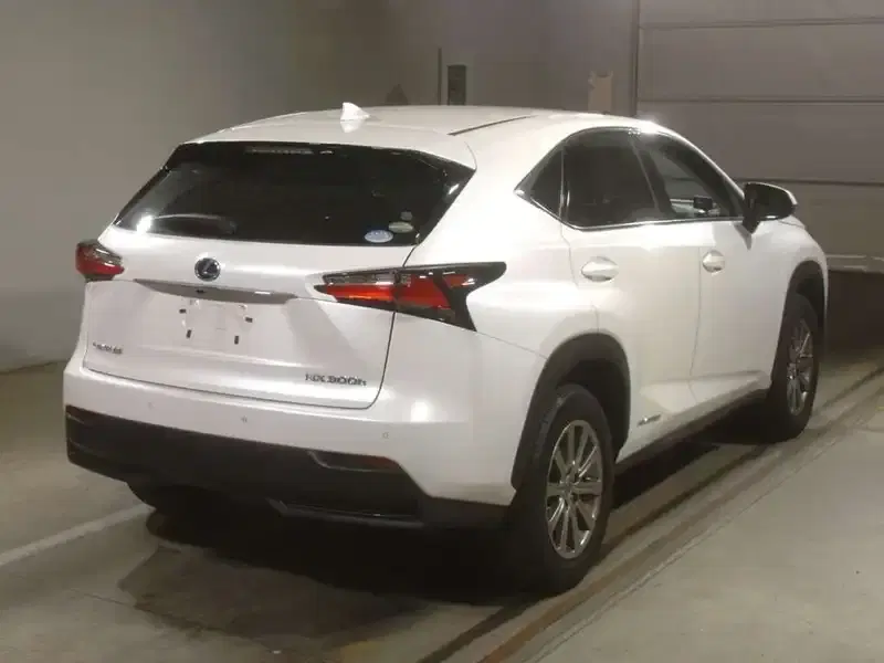 LEXUS NX NX300H I PACKAGE Image 4