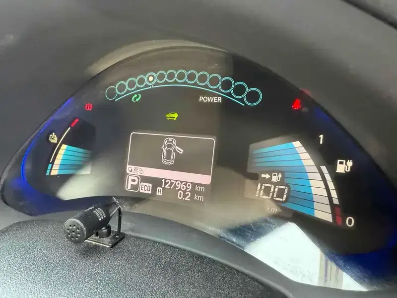 NISSAN LEAF  Image 8