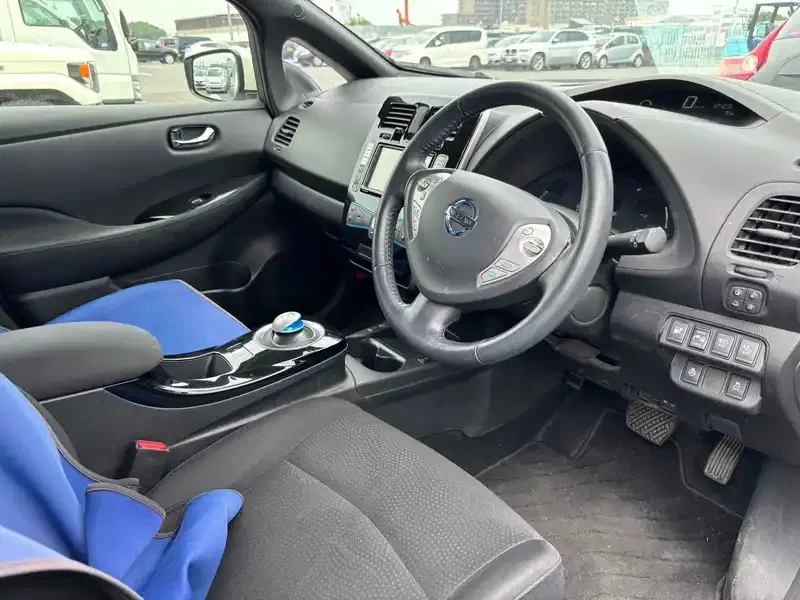 NISSAN LEAF 24X Image 3
