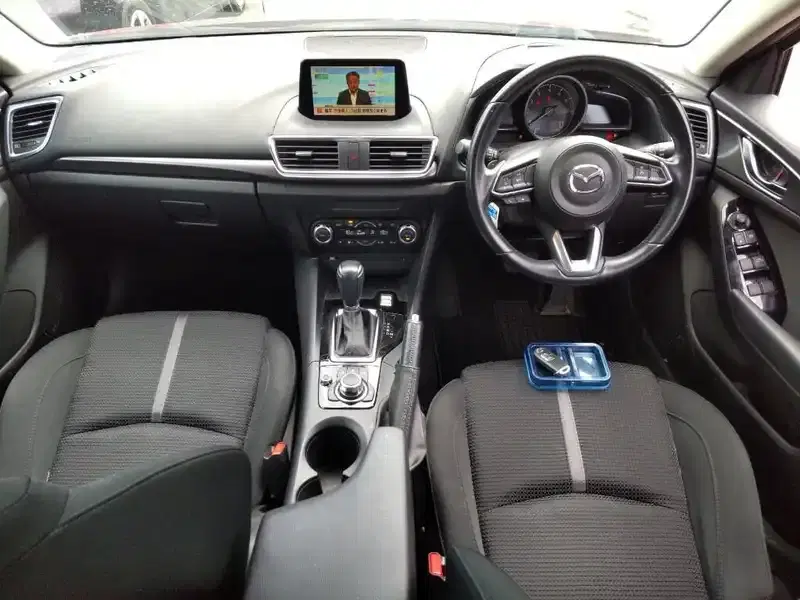 MAZDA AXELA SPORT 15S PROACTIVE Image 5