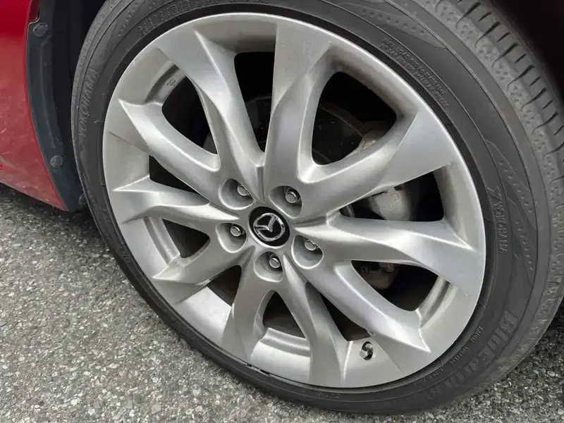 MAZDA AXELA SPORT 20S TOURING Image 18